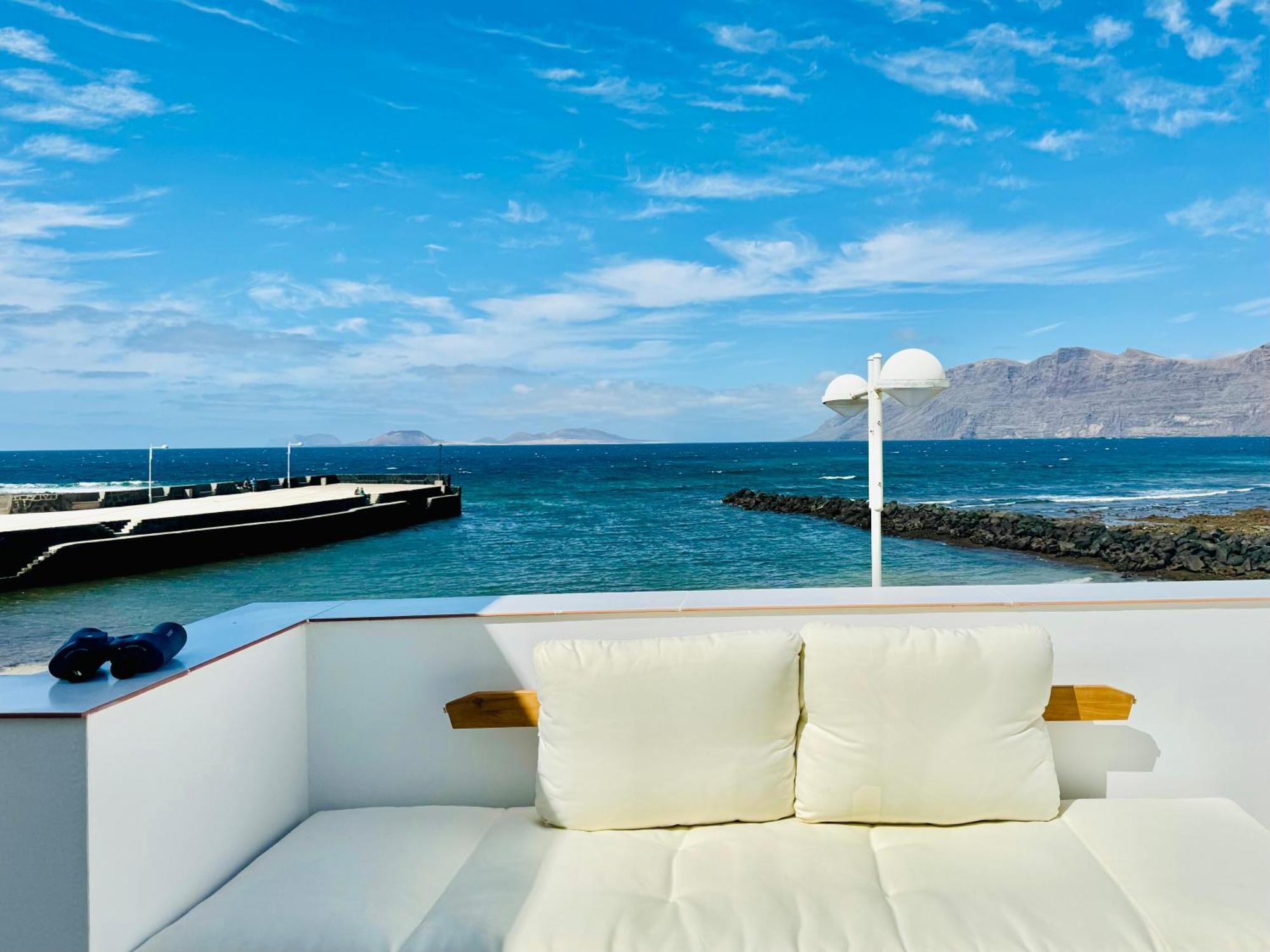 Canaryislandshost I Marino Famara Exteriör bild